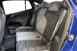 sininen Volkswagen ID.5 2023 kuva 8.