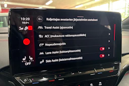 Valkoinen Volkswagen ID.5 2023 kuva 22.