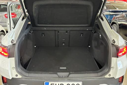 Valkoinen Volkswagen ID.5 2023 kuva 27.