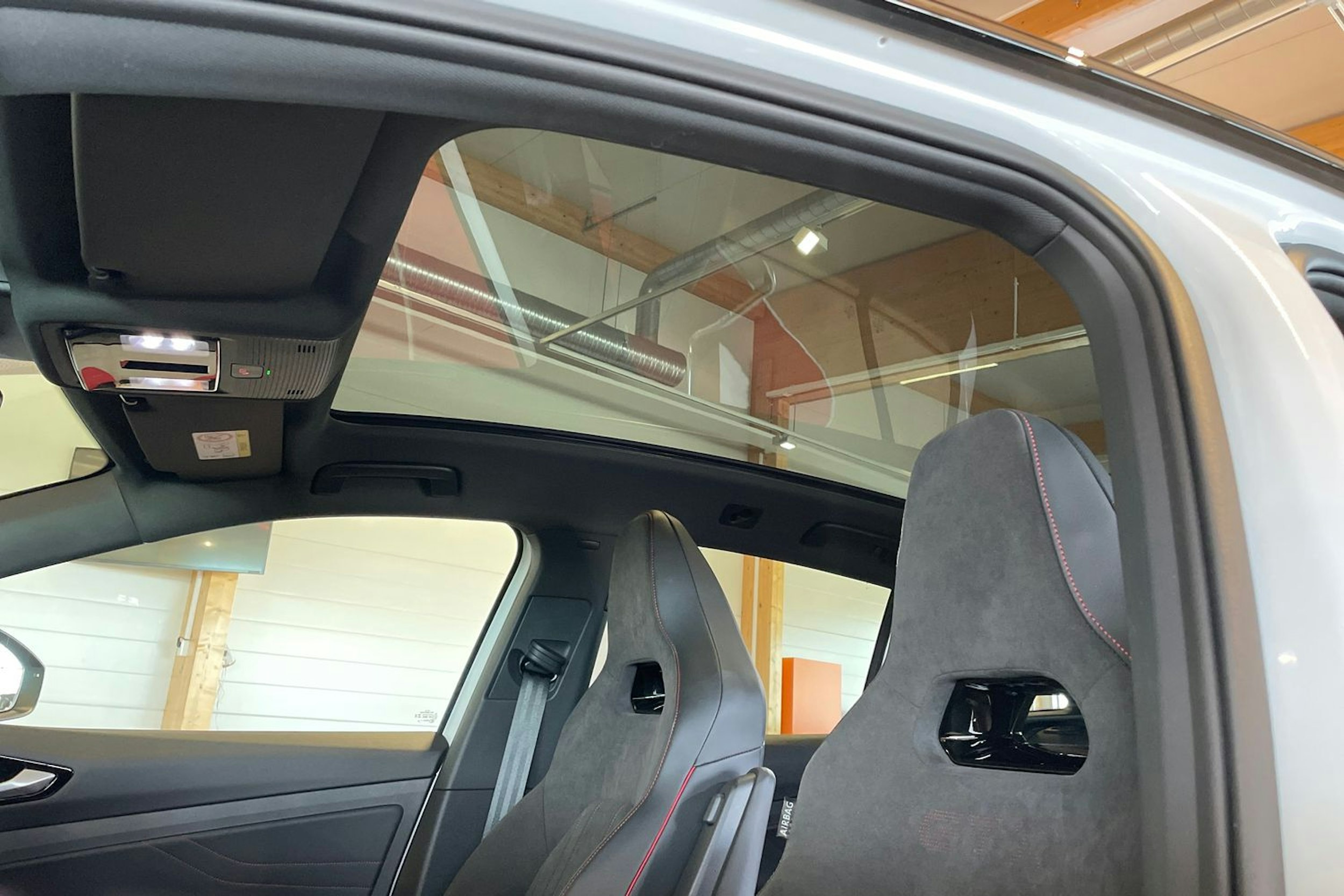 met. valkoinen Volkswagen ID.5 2023 kuva 20.