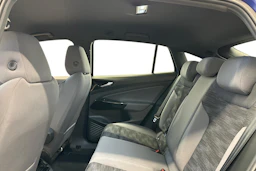 sininen Volkswagen ID.5 2023 kuva 8.