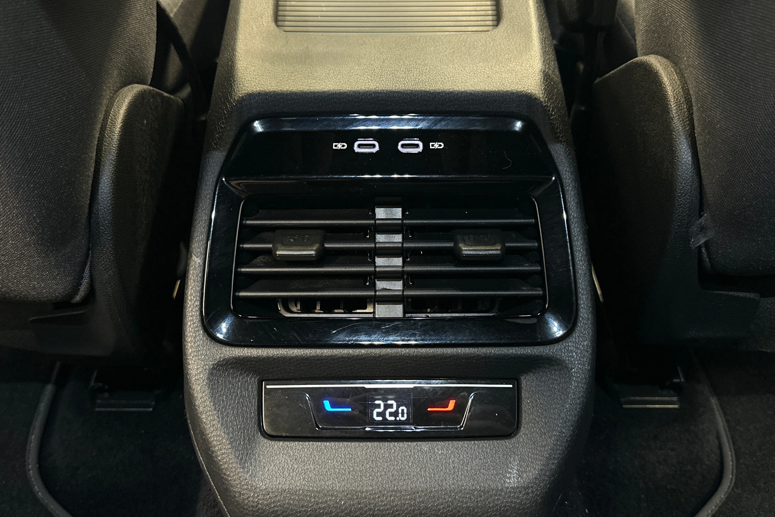 sininen Volkswagen ID.5 2023 kuva 23.