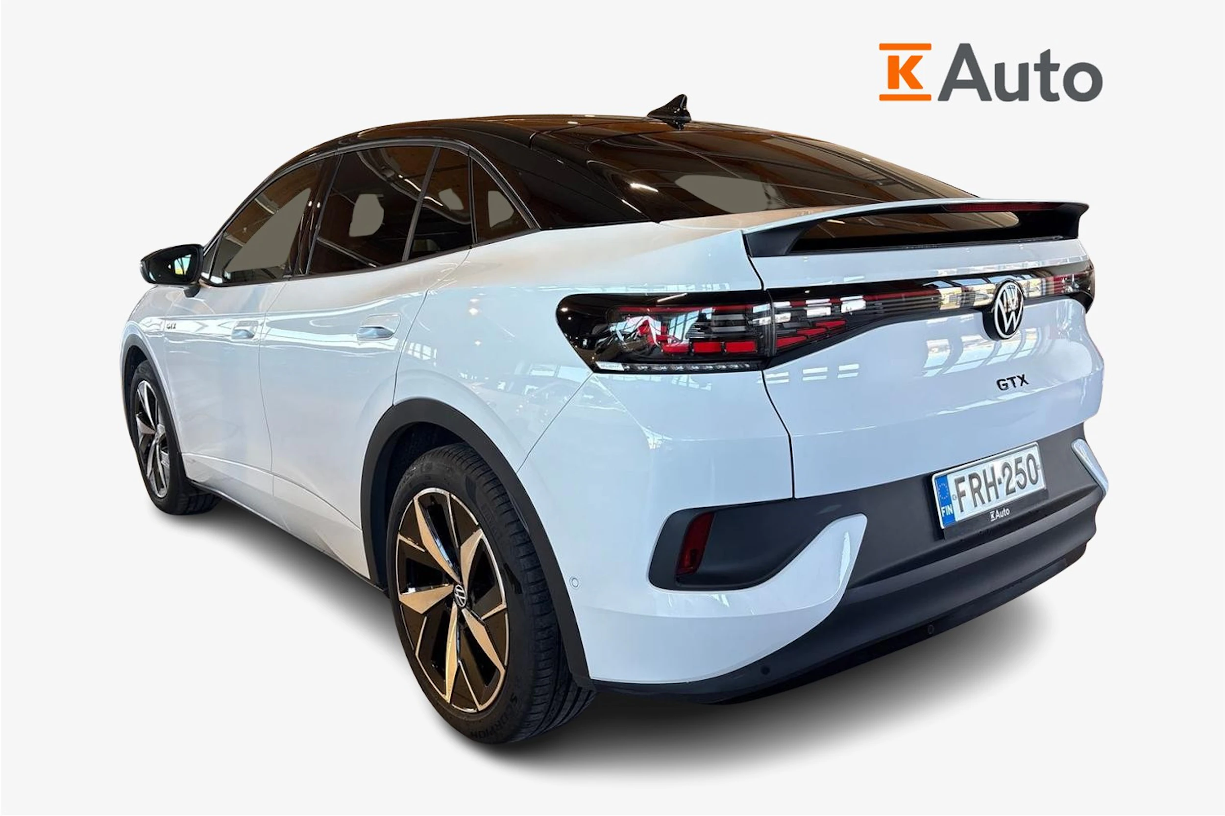 valkoinen Volkswagen ID.5 2023 kuva 2.