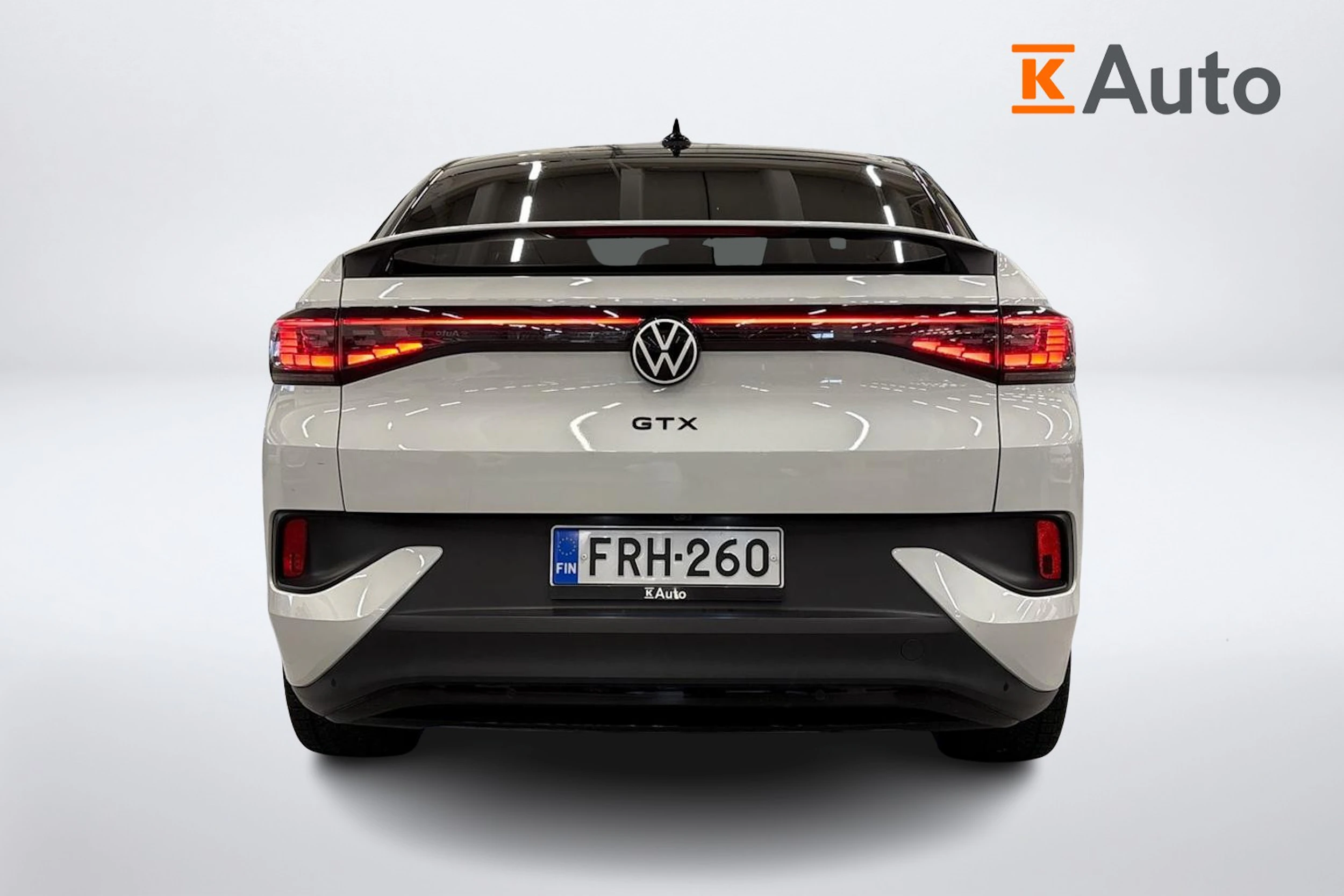 valkoinen Volkswagen ID.5 2023 kuva 3.