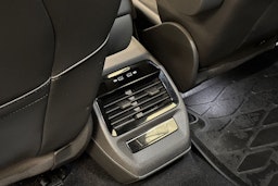 musta Volkswagen ID.5 2023 kuva 16.