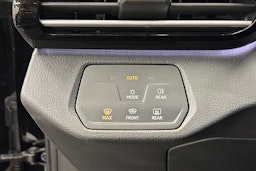 musta Volkswagen ID.5 2023 kuva 18.