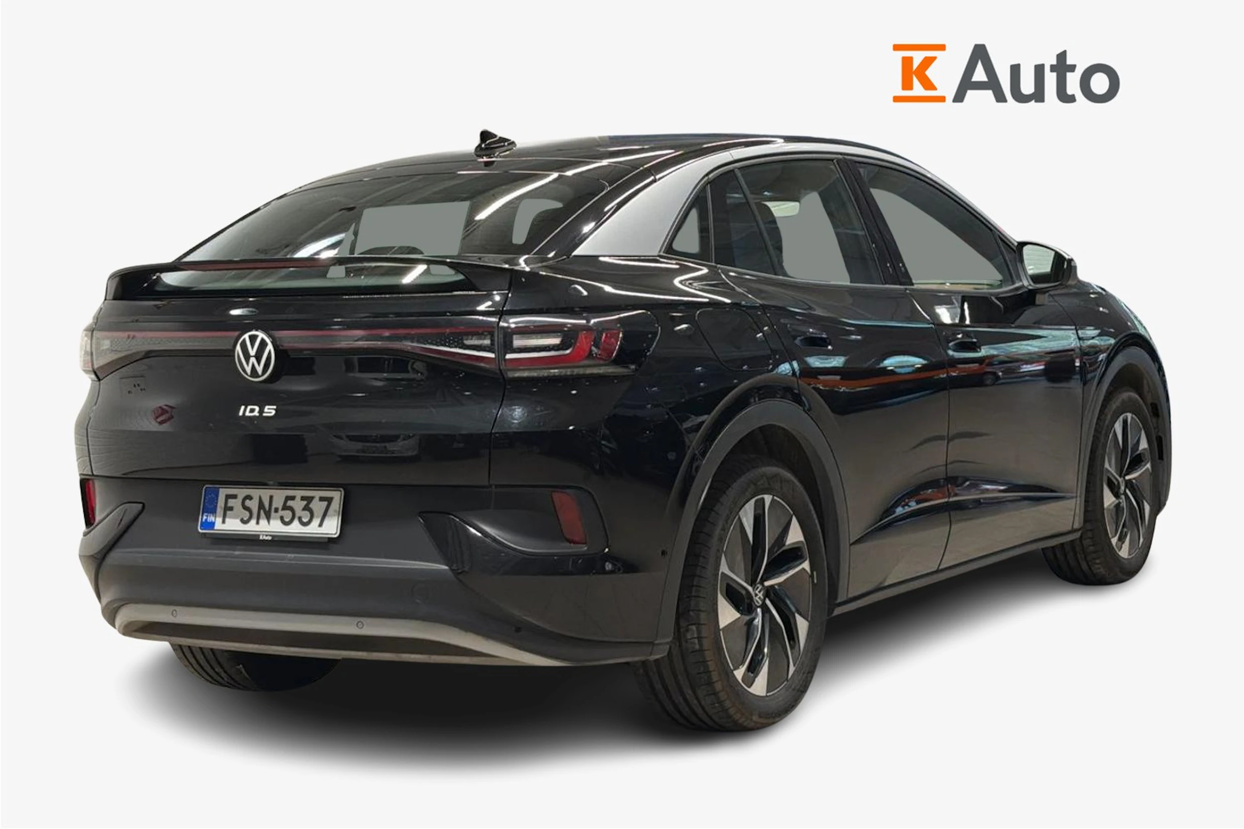 Musta Volkswagen ID.5 2023 kuva 3.
