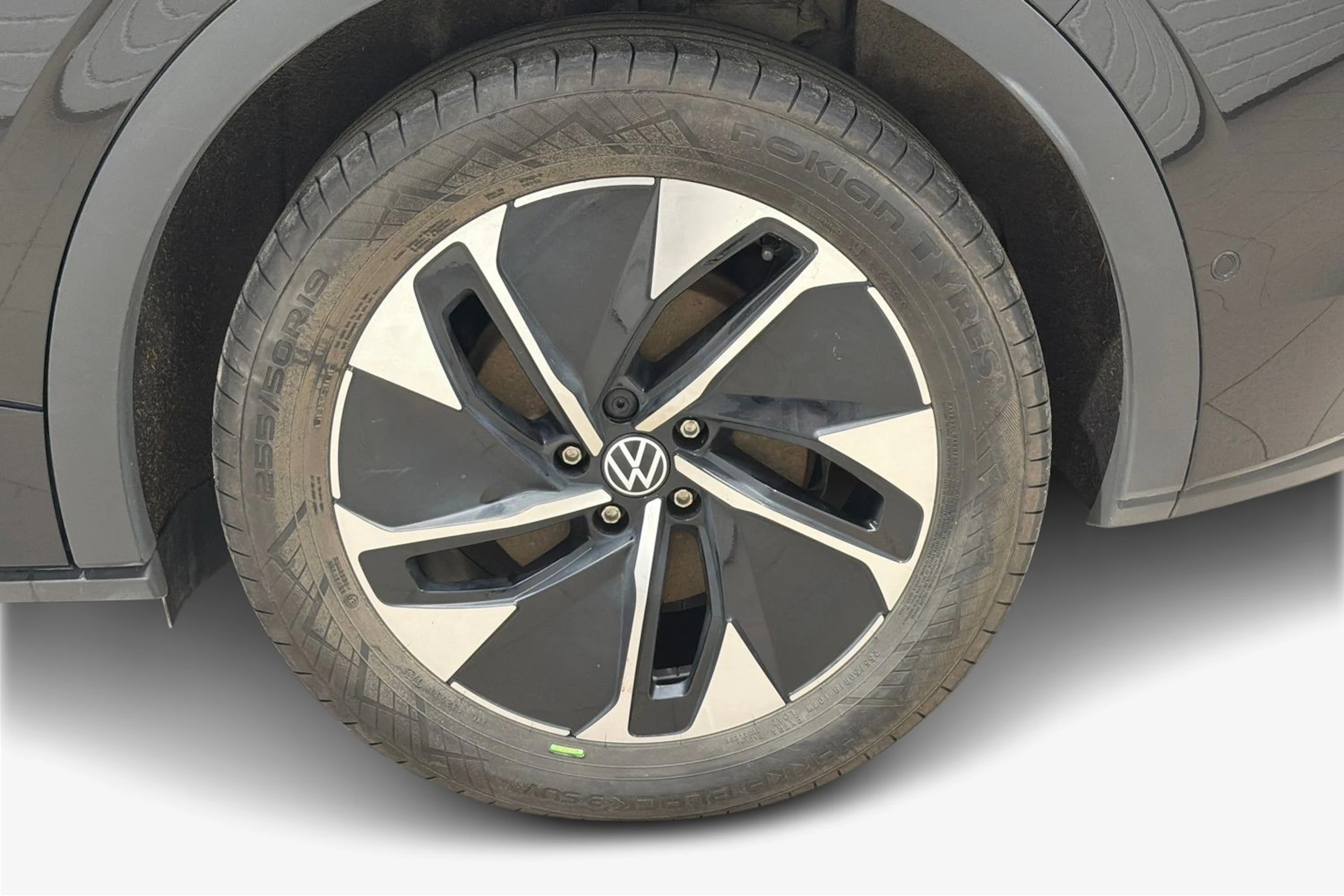 Musta Volkswagen ID.5 2023 kuva 12.