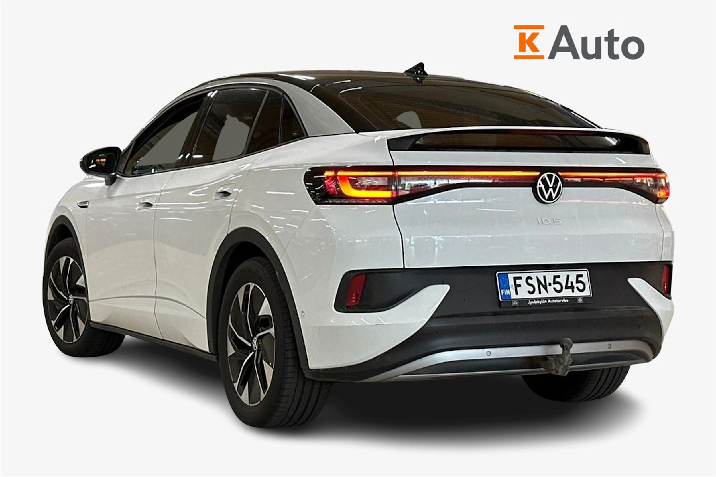 valkoinen Volkswagen ID.5 2023 kuva 2.