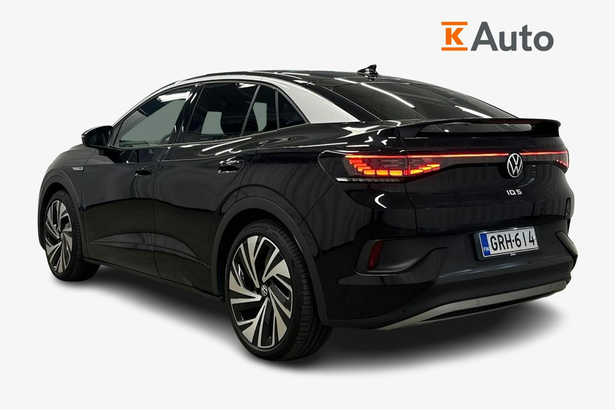 musta Volkswagen ID.5 2023 kuva 2.