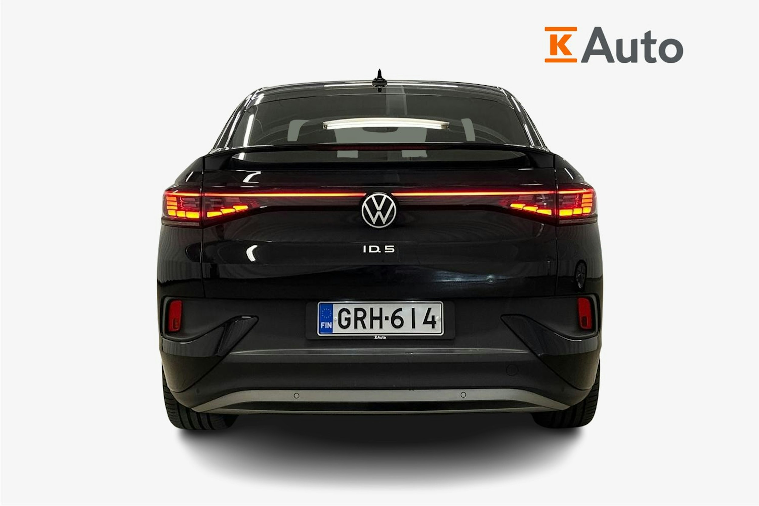 musta Volkswagen ID.5 2023 kuva 3.