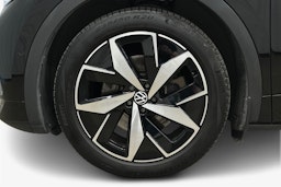 musta Volkswagen ID.5 2023 kuva 11.