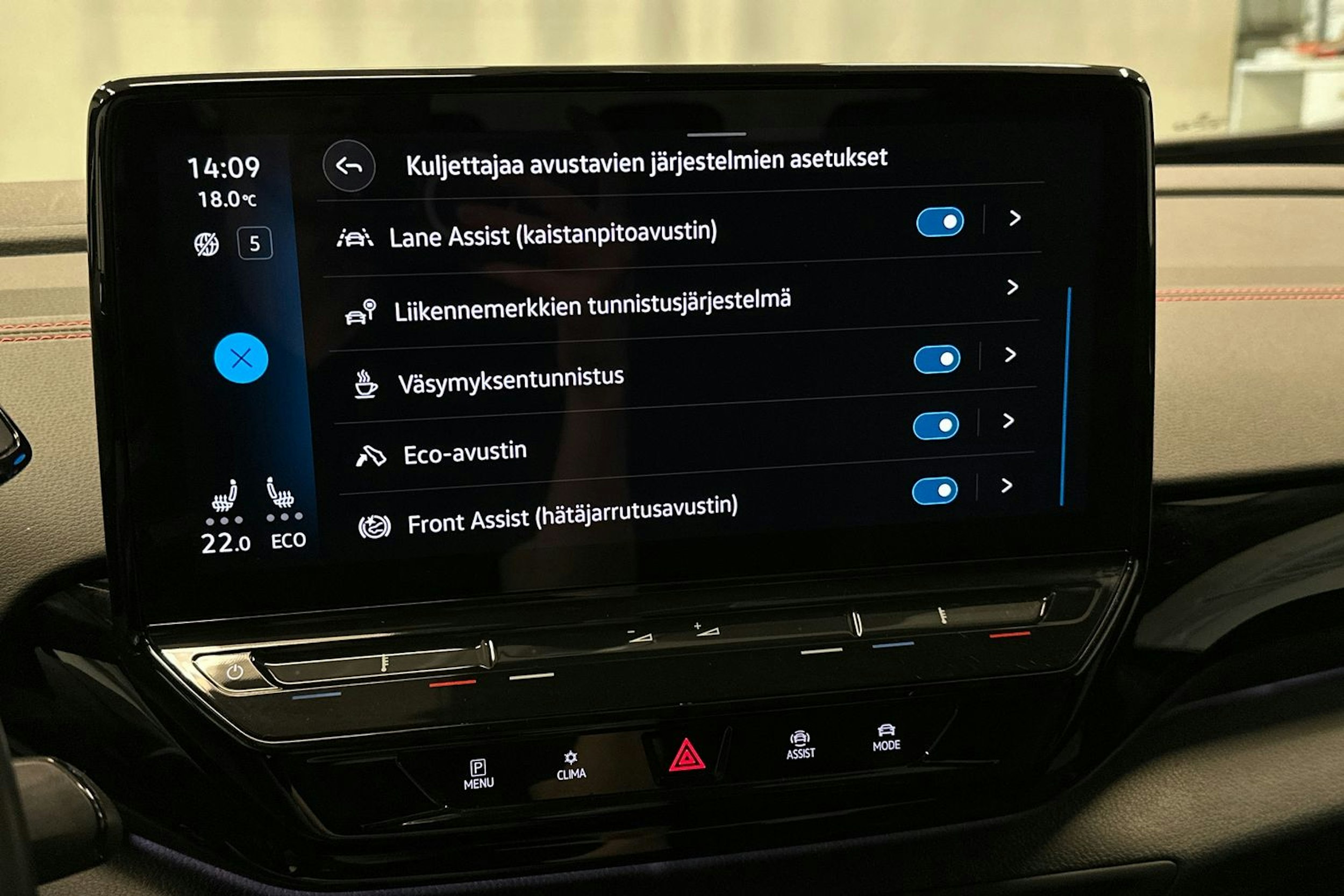 musta Volkswagen ID.5 2023 kuva 28.