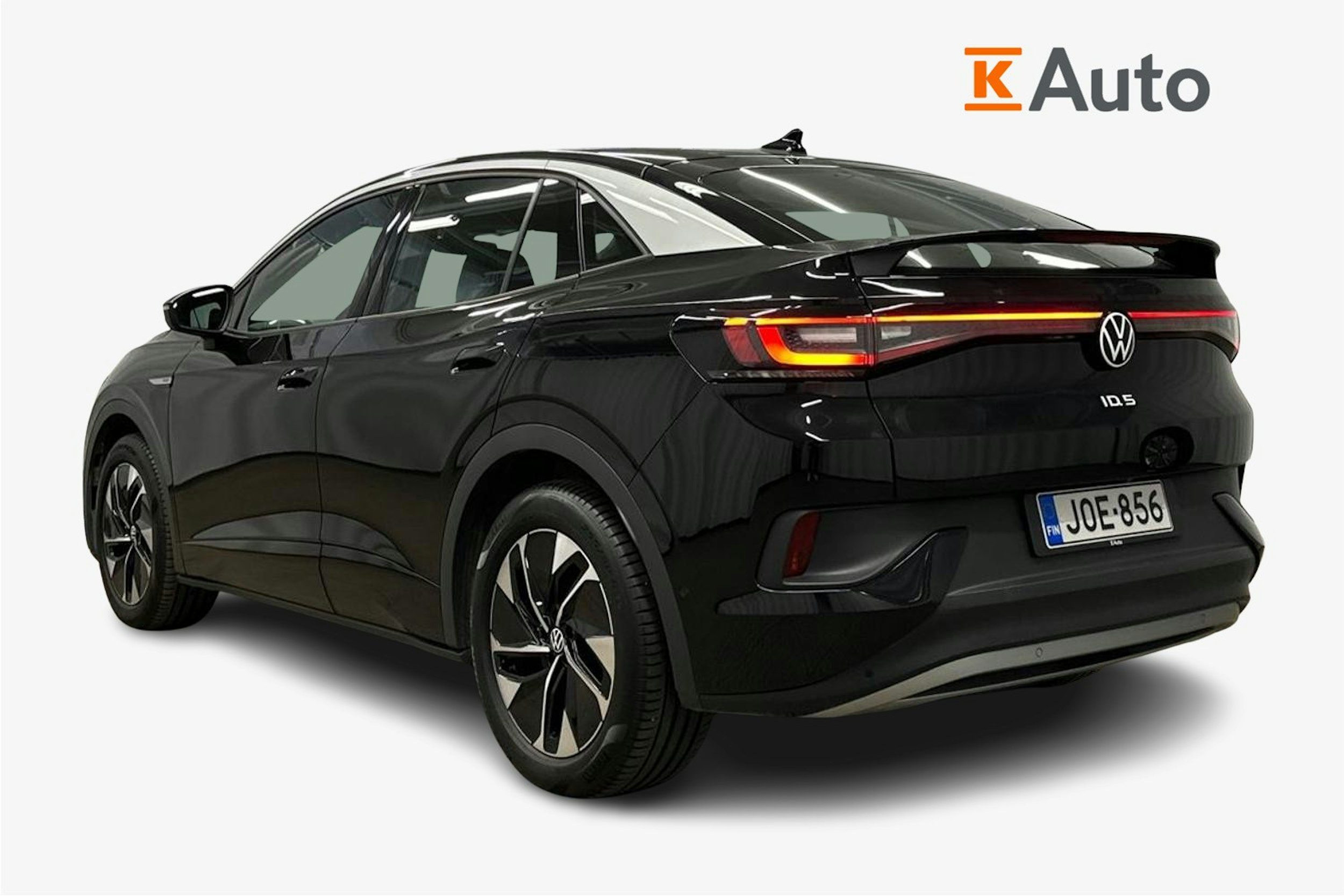 musta Volkswagen ID.5 2023 kuva 2.