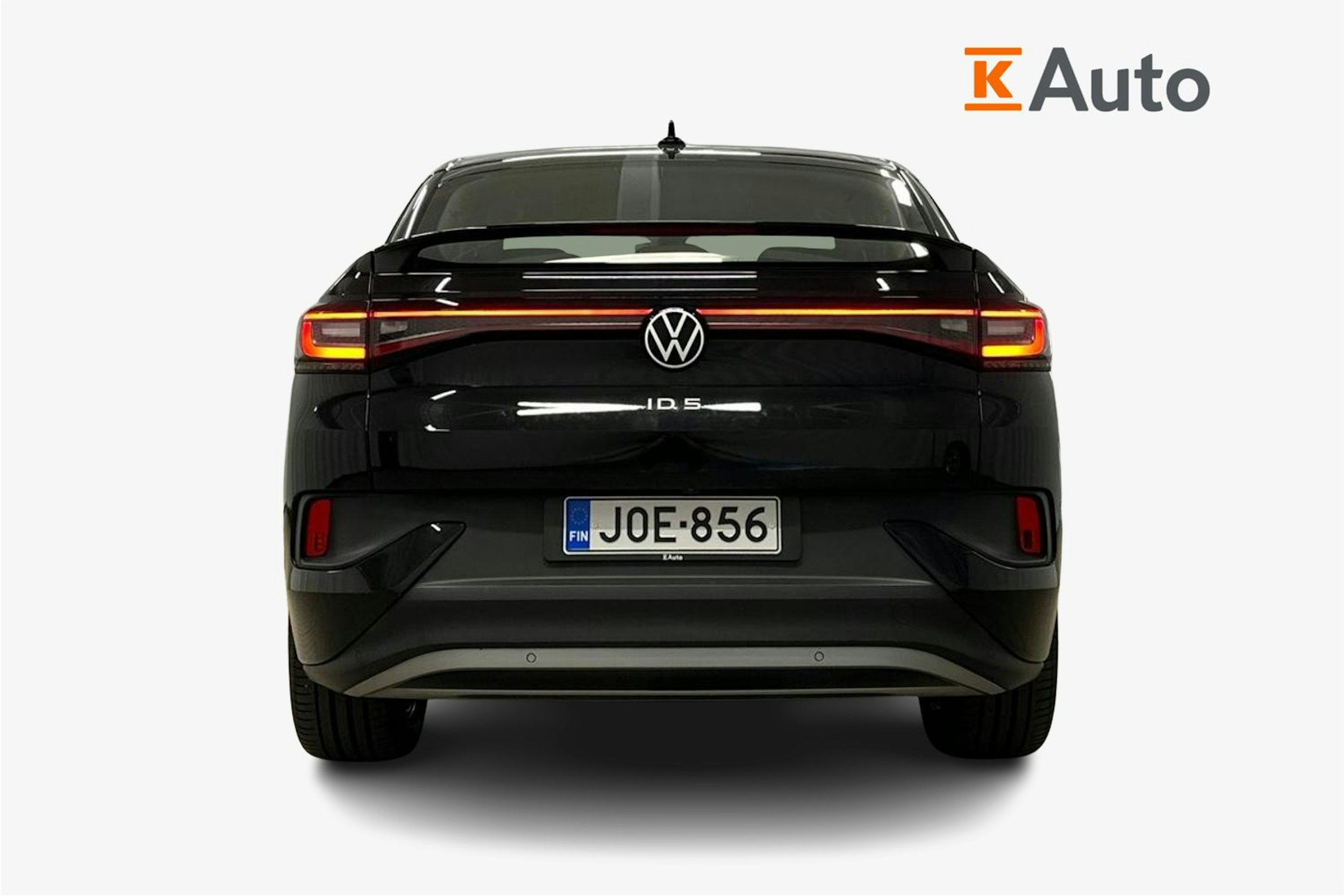musta Volkswagen ID.5 2023 kuva 3.