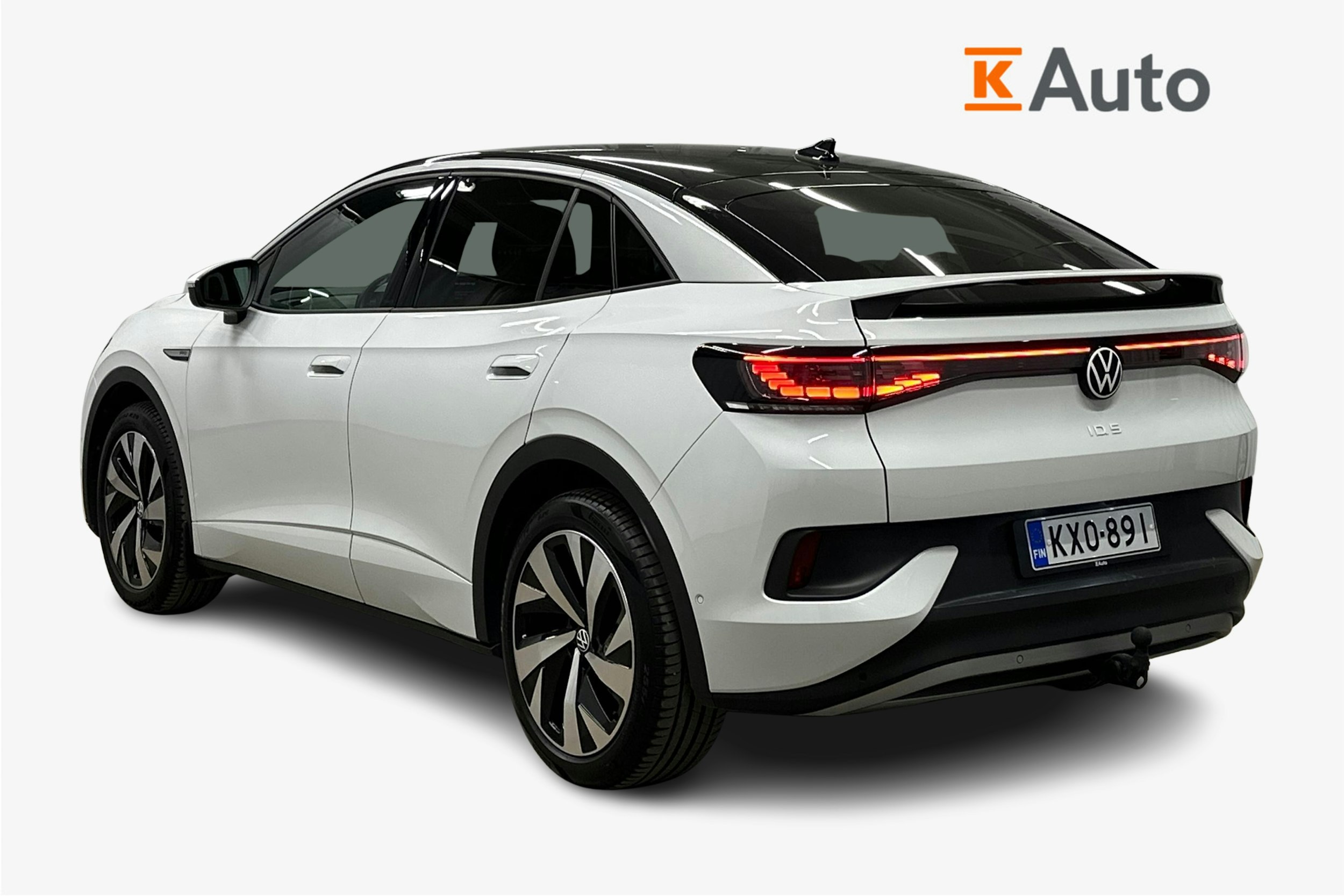 valkoinen Volkswagen ID.5 2023 kuva 2.