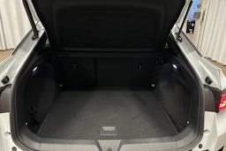 valkoinen Volkswagen ID.5 2023 kuva 14.