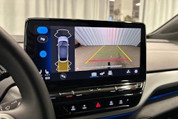 valkoinen Volkswagen ID.5 2023 kuva 22.