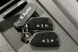 met. sininen Volkswagen ID.5 2023 kuva 21.