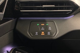 Valkoinen Volkswagen ID.5 2023 kuva 22.