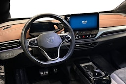 Valkoinen Volkswagen ID.5 2023 kuva 7.