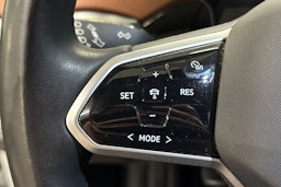 Valkoinen Volkswagen ID.5 2023 kuva 15.