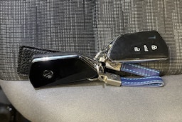 Valkoinen Volkswagen ID.5 2023 kuva 38.