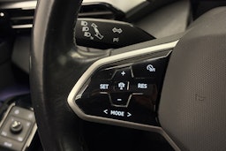 Sininen Volkswagen ID.5 2023 kuva 18.