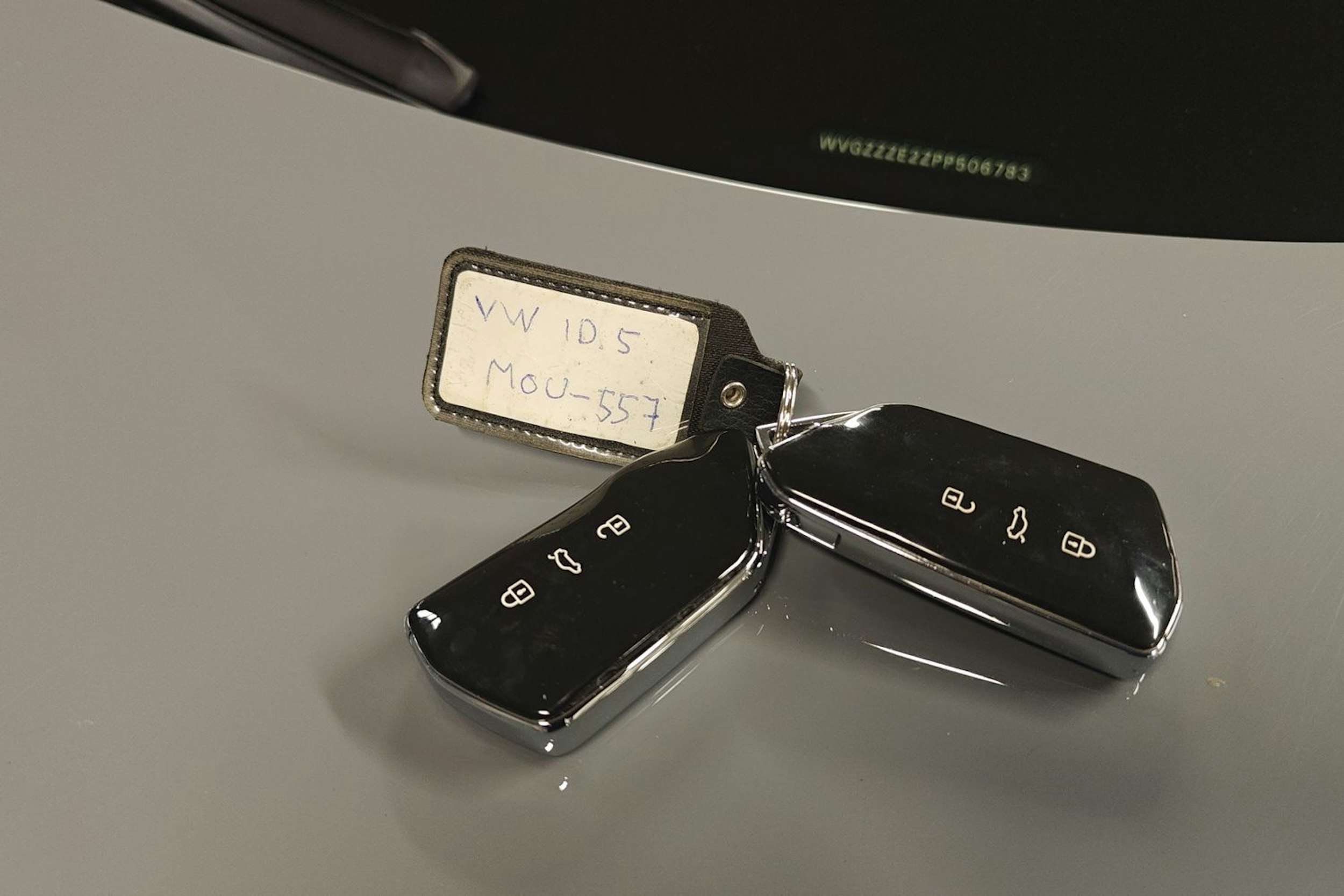 harmaa Volkswagen ID.5 2023 kuva 18.