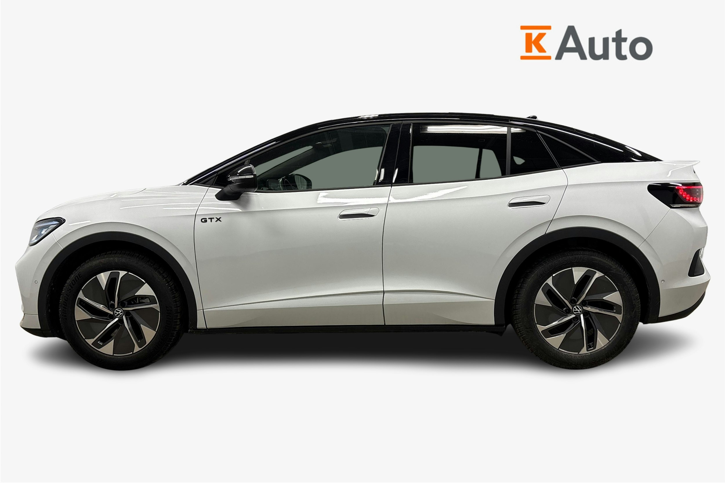 valkoinen Volkswagen ID.5 2024 kuva 6.