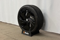 valkoinen Volkswagen ID.5 2024 kuva 13.