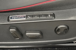 valkoinen Volkswagen ID.5 2024 kuva 20.