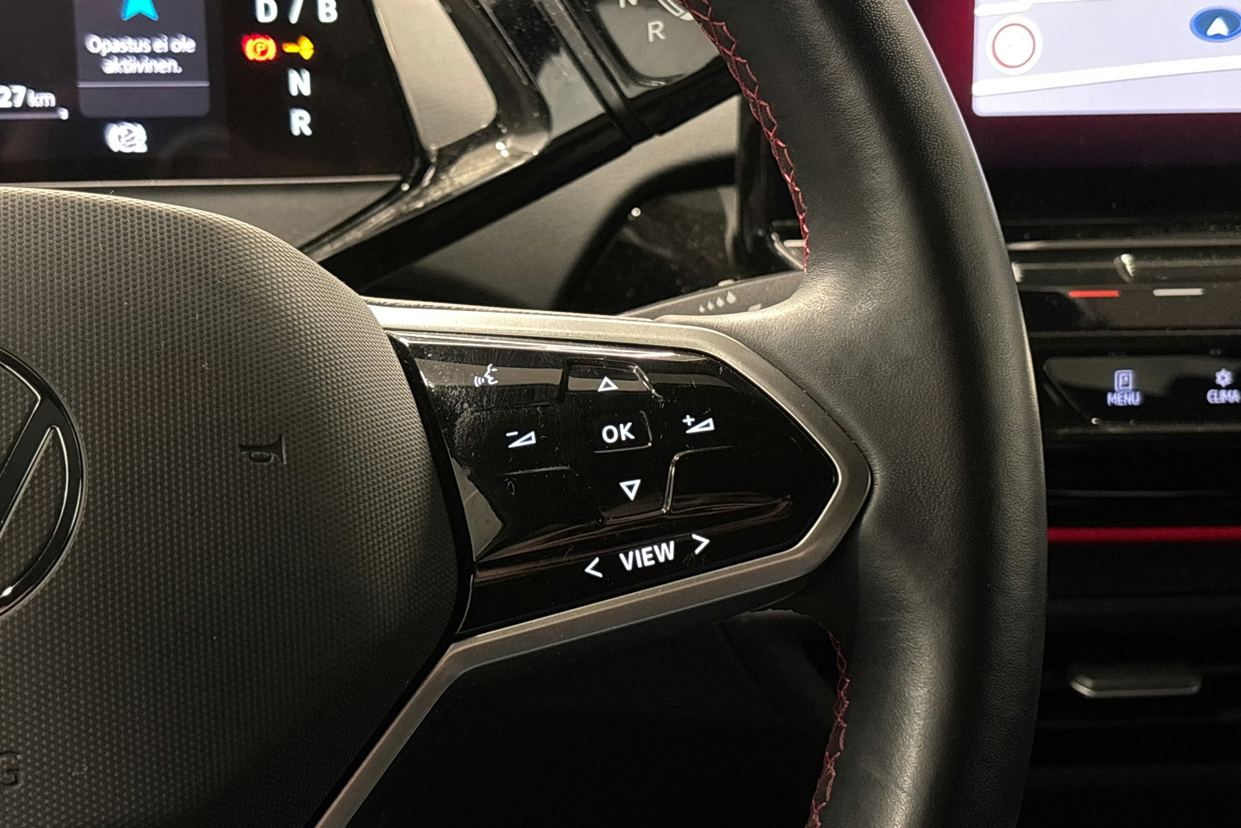 valkoinen Volkswagen ID.5 2024 kuva 23.