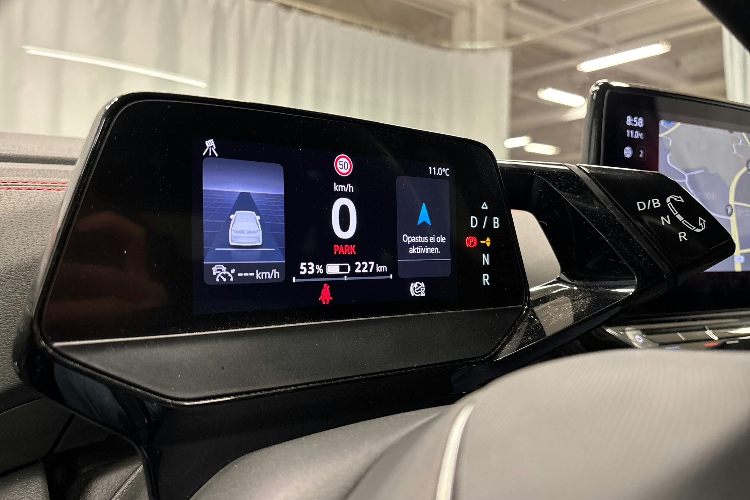 valkoinen Volkswagen ID.5 2024 kuva 24.