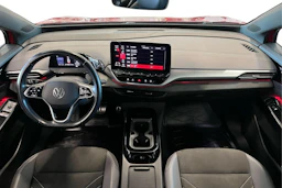 punainen Volkswagen ID.5 2023 kuva 7.