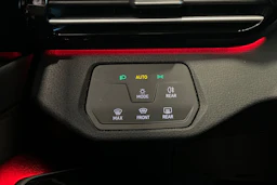 punainen Volkswagen ID.5 2023 kuva 28.