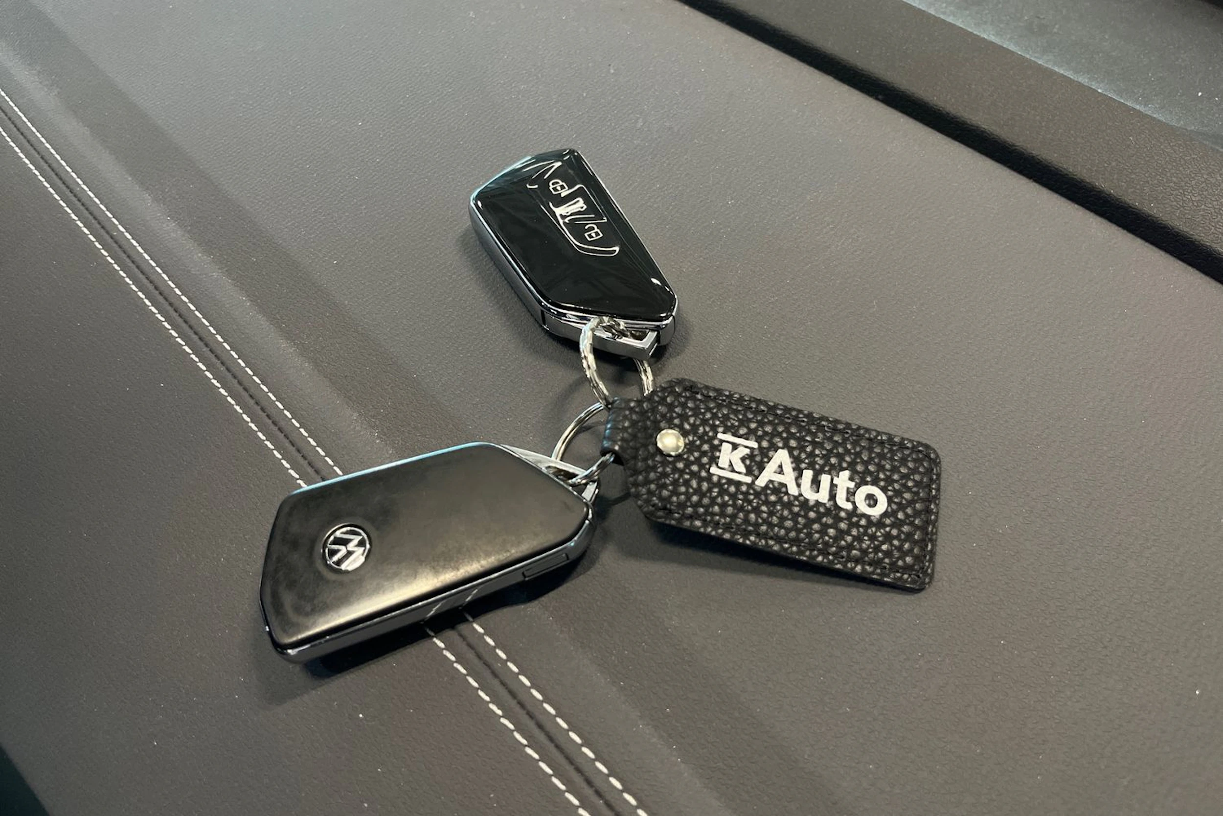 punainen Volkswagen ID.5 2023 kuva 30.