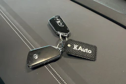 punainen Volkswagen ID.5 2023 kuva 30.