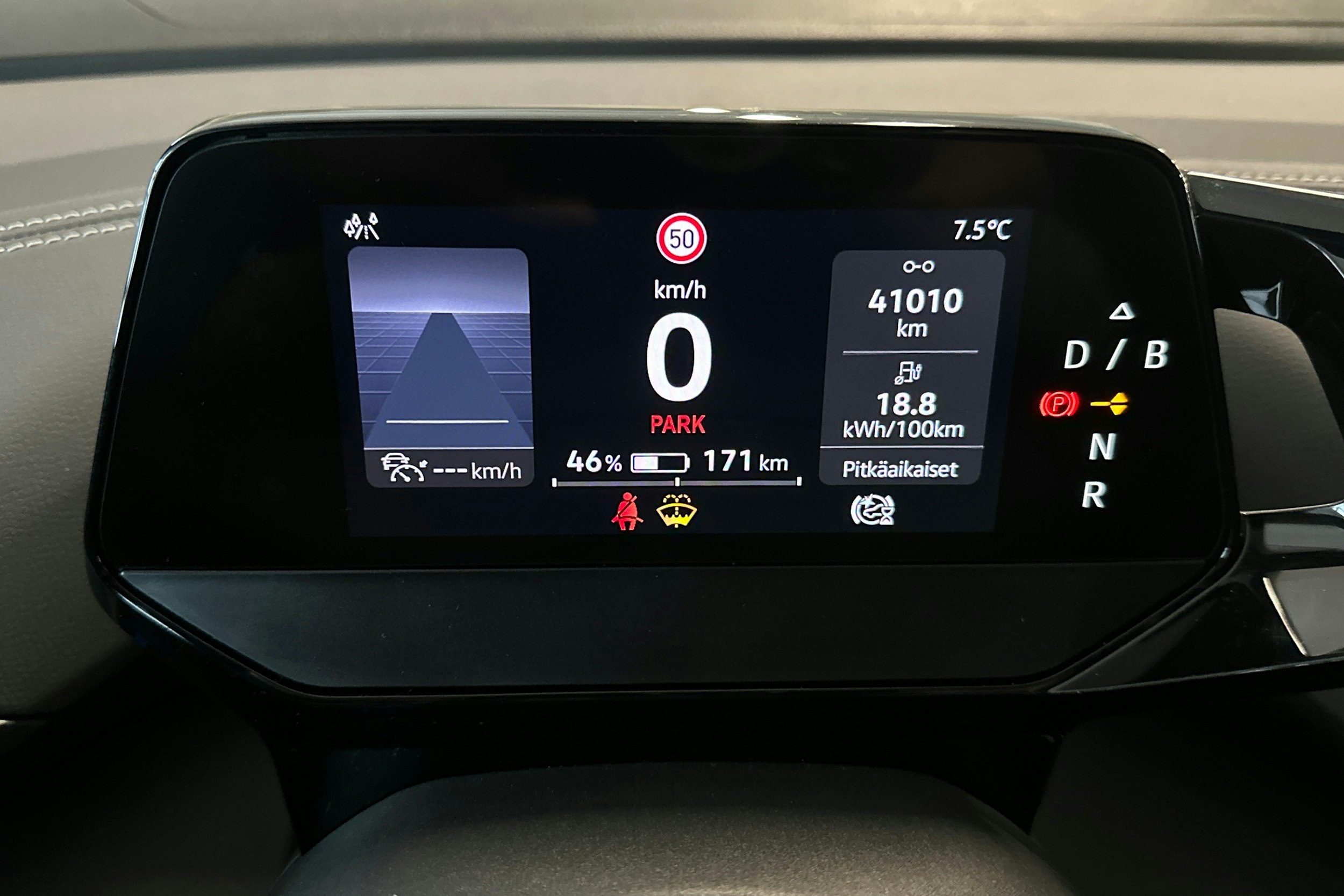 harmaa Volkswagen ID.5 2023 kuva 12.