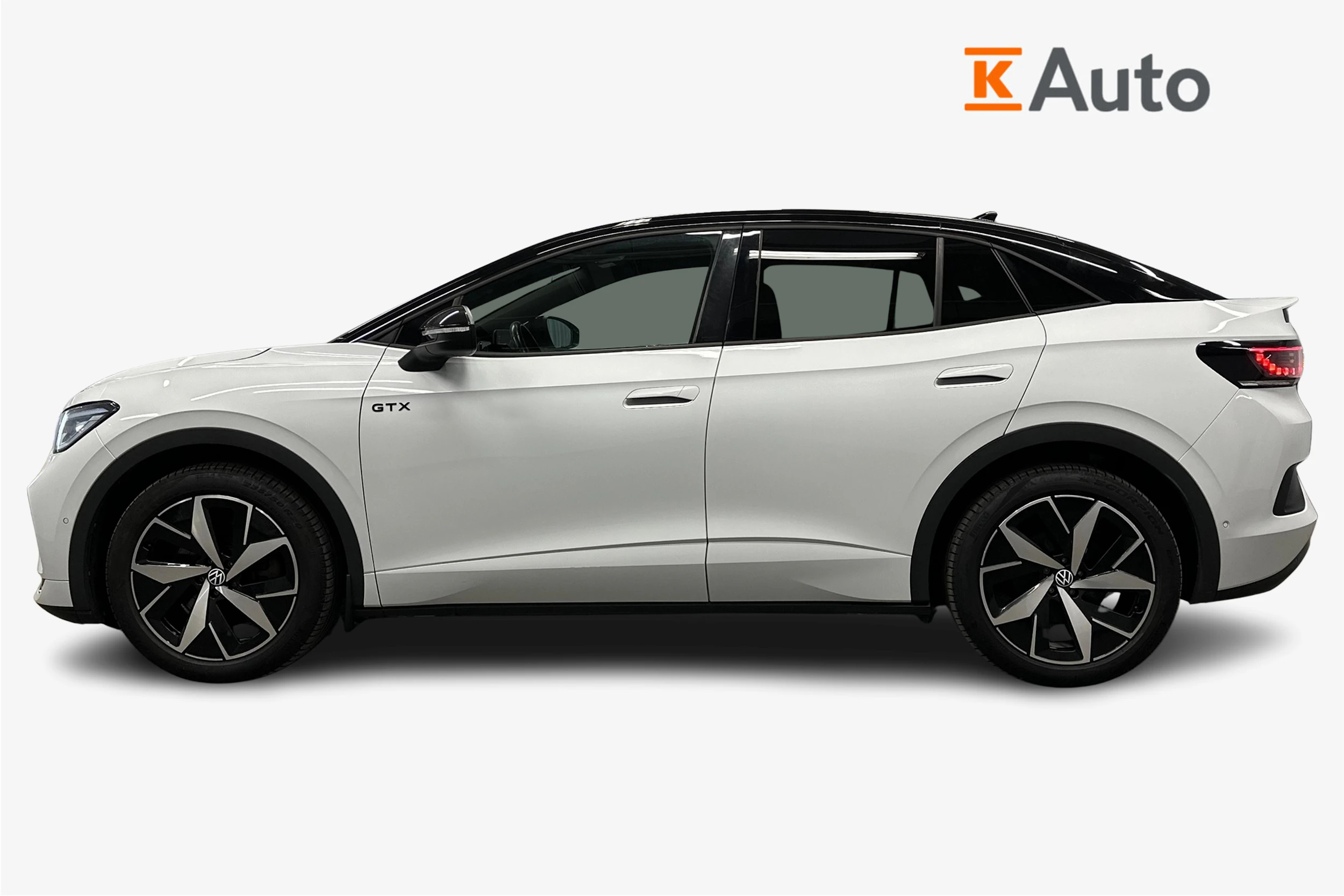 valkoinen Volkswagen ID.5 2023 kuva 7.