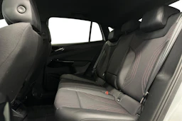 valkoinen Volkswagen ID.5 2023 kuva 11.