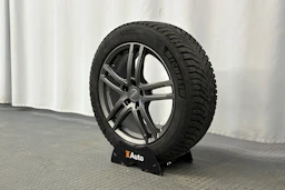 valkoinen Volkswagen ID.5 2023 kuva 13.