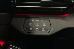 musta Volkswagen ID.5 2023 kuva 15.