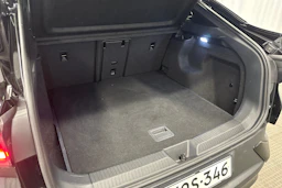 musta Volkswagen ID.5 2023 kuva 37.