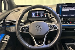 valkoinen Volkswagen ID.5 2023 kuva 16.