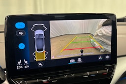 valkoinen Volkswagen ID.5 2023 kuva 20.