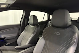 musta Volkswagen ID.5 2023 kuva 32.