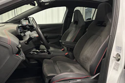 valkoinen Volkswagen ID.5 2023 kuva 14.