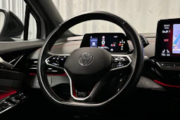 valkoinen Volkswagen ID.5 2023 kuva 15.