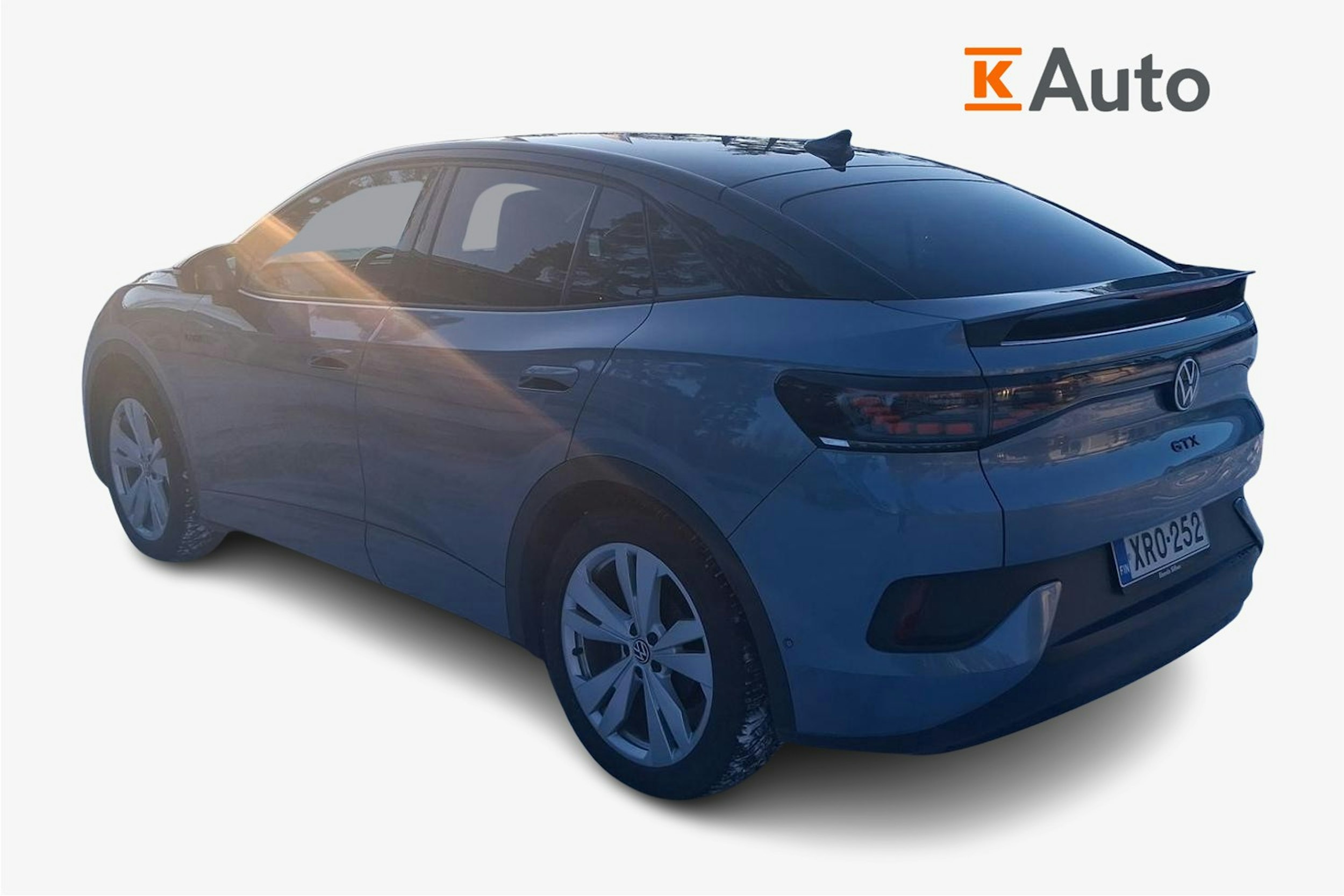 sininen Volkswagen ID.5 2023 kuva 2.